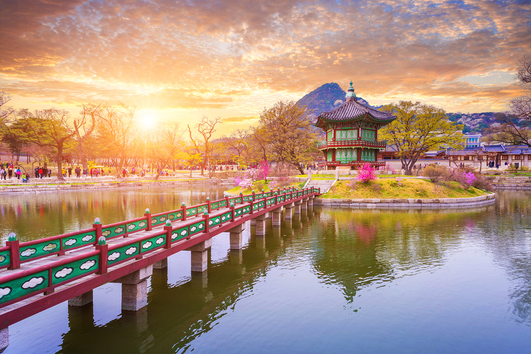 Hyangwonjeong Pavilion, Gyeongbokgung Palace, Seoul, South Korea