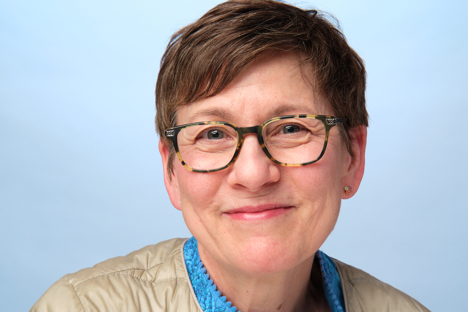Susan Andersen headshot 